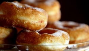 donuts-me-liga-ilika-glika-grogora-eukola-diatrofi-eisaimonadikigr