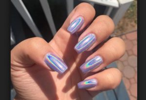 nails-nixia-moda-holographic-nails-taseis-nuxia-eisaimonadikigr