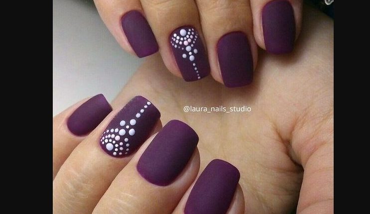 mwv-nixia-sxedia-gia-mov-nuxia-nails-idees-vernikia-mano-eisaimonadikigr