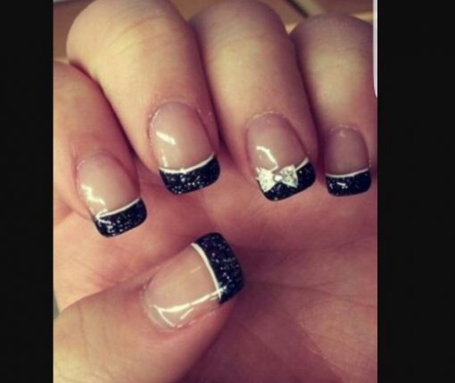 sxedia-gia-galliko-maikiour-french-manicure-nuxia-nails-idees-nixia-eisaimonadikigr