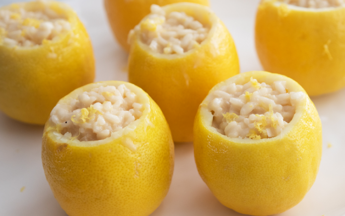 gemista-lemonia-me-psari-lemoni-sintages-mageiriki-eisaimonadikigr