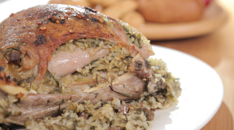 gemisto-anoiksiatiko-arni-arnaki-gemisi-sintages-eisaimonadikigr