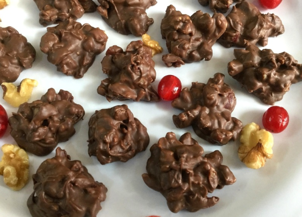 vraxakia-sokolatas-mekksirous-karpous-sokolata-braxakia-sokolatakia-glika-zaxaroplastiki-eisaimonadikigr