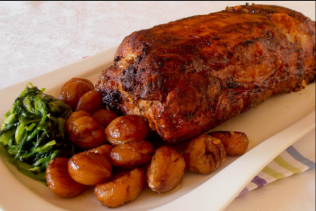 xoirino-rolo-gemisto-me-kastana-kreas-katsarola-sintages-mageiriki-eisaimonadikigr