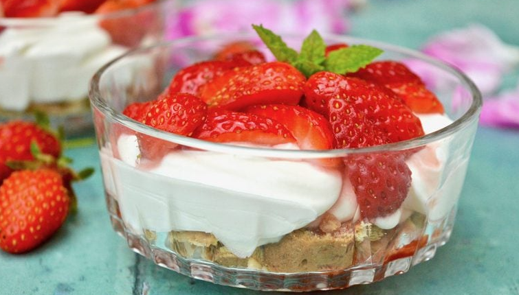 kalokairino-fraoulogliko-me-3-ilika-eukolo-fraoules-gluka-zaxaroplastiki-eisaimonadikigr